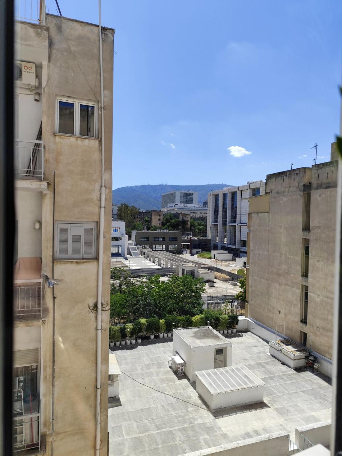 Άνετο Και Βολικό Διαμέρισμα เอเธนส์ ภายนอก รูปภาพ